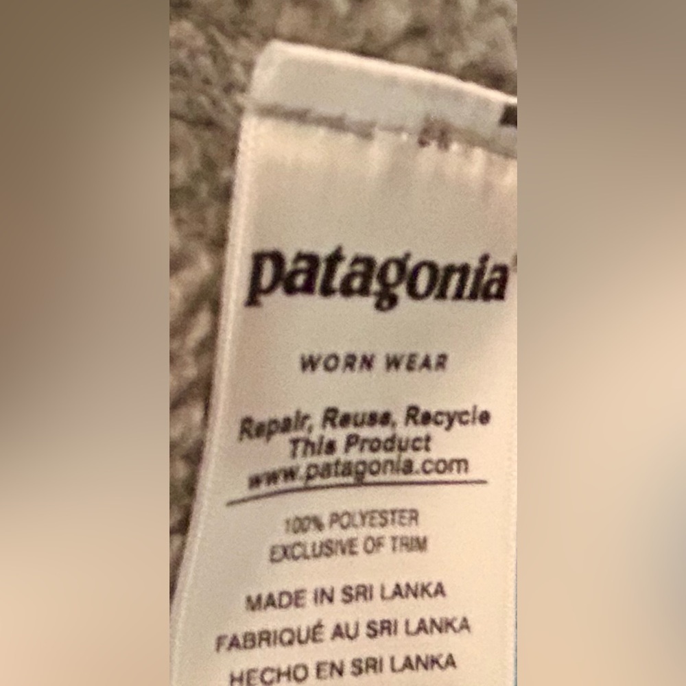Patagonia Women's Birch White Better Sweater. Full Front Zipper Size Medium - Picture 10 of 15